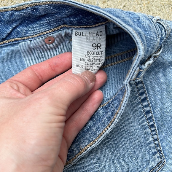 Jean Shorts - Picture 4 of 4